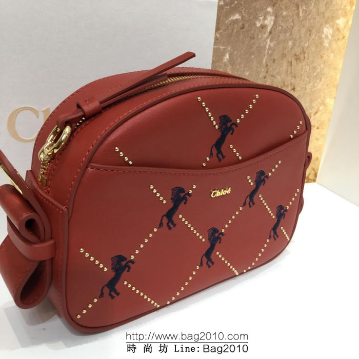 Chloe克洛伊 迷你Signature 駿馬刺繡圖案 鉚釘裝飾 小牛皮手袋 1805  ypk1048